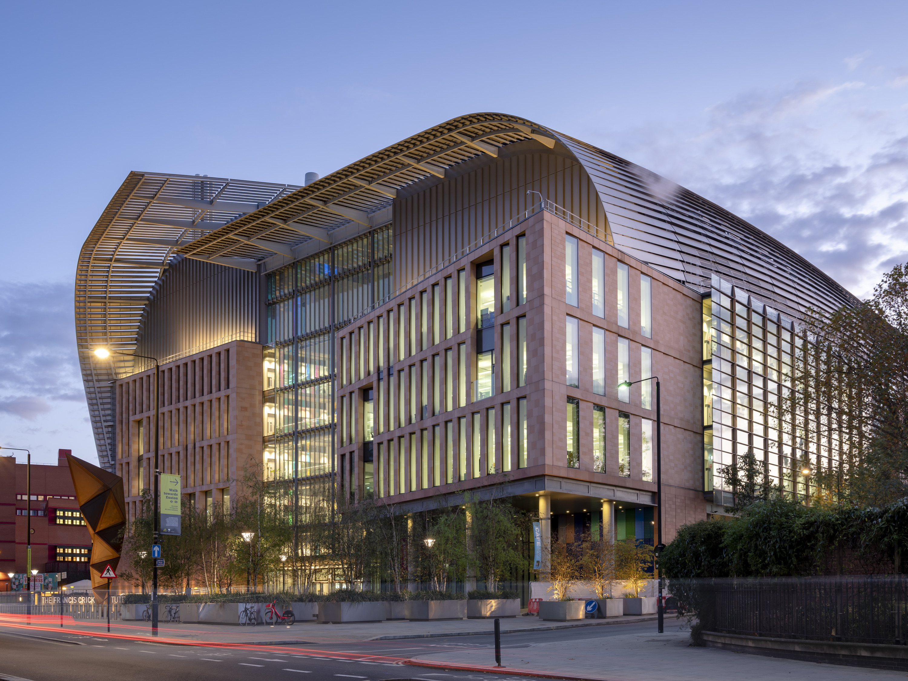 The front facade of the Francis Crick Institute in London